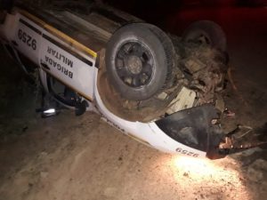 Homem é preso após furtar e capotar viatura da BM