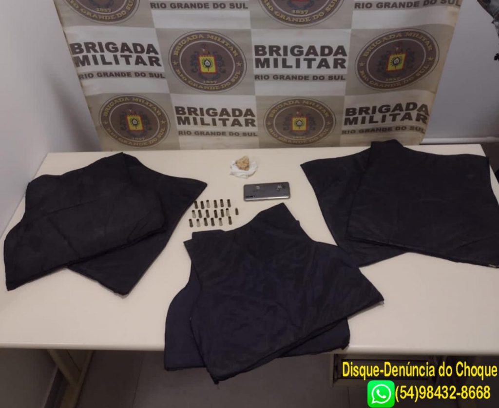 3º BPChoque prende indivíduo e apreende adolescente por tráfico de entorpecentes em Passo Fundo