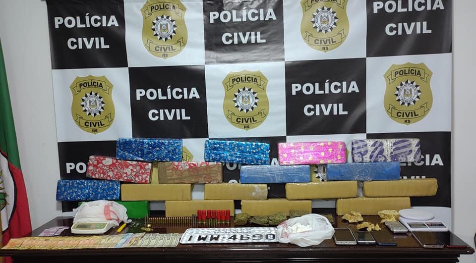 PC prende dois traficantes e grande quantidade de drogas em Carazinho