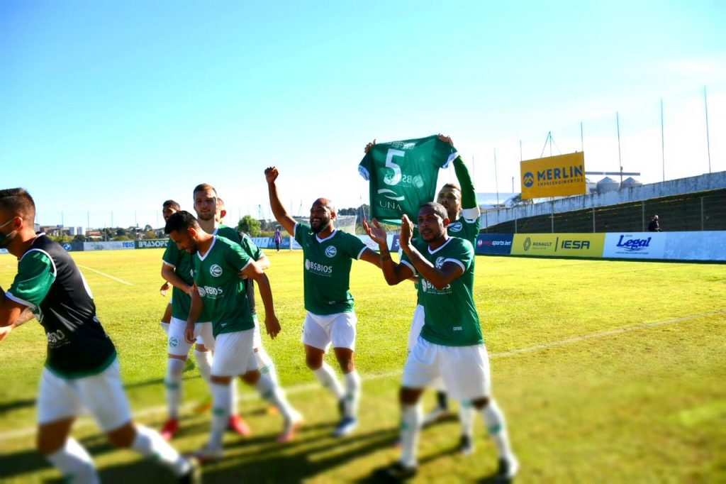 Gaúcho goleia e volta a liderança do Grupo A da Terceirona