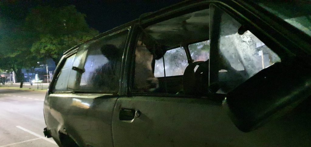 3°BP/Choque prende quatro pessoas com vaca furtada dentro de carro em Passo Fundo