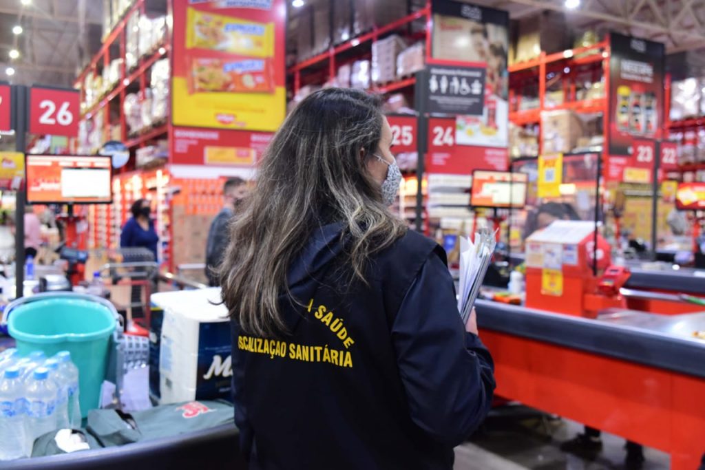 Força-tarefa intensifica fiscalização em supermercados de Passo Fundo