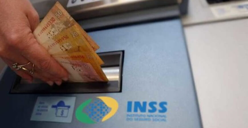 INSS antecipa 13º dos aposentados em duas parcelas