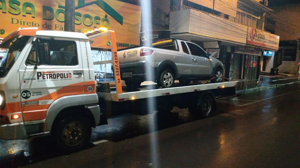 Veículo levado em furto de residência é recuperado no pátio de CTG na Vera Cruz