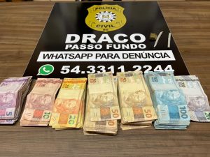 Draco apreende mais de 23 mil reais em dinheiro com dois homens na Avenida Brasil