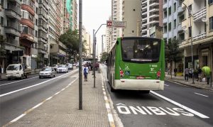 Sem Segredo: ouvintes acham que corredor de ônibus não melhoraria o trânsito
