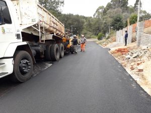 Preço do asfalto dispara e contrato de obras na região precisam ser renegociados