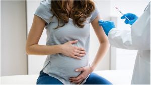 Gestantes e puérperas que fizeram a primeira dose da AstraZeneca deverão receber a segunda dose da Pfizer