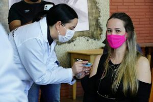 Pessoas com 31 anos ou mais poderão ser vacinadas nesta sexta-feira