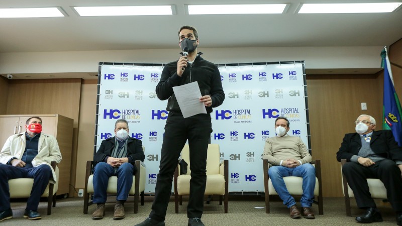 Governador anuncia repasse de R$ 14,9 milhões para hospitais de Passo Fundo