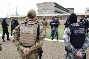 Operação Império da Lei III transfere sete líderes de organizações criminosas para penitenciárias federais