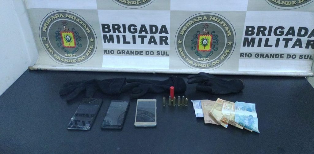 Após perseguição, BM prende homem que havia assaltado residência