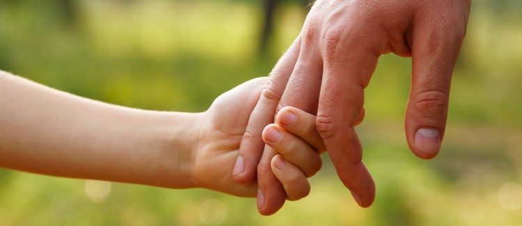 Sem Segredo pergunta: porque ainda há tantas crianças esperando por uma família na fila da adoção?