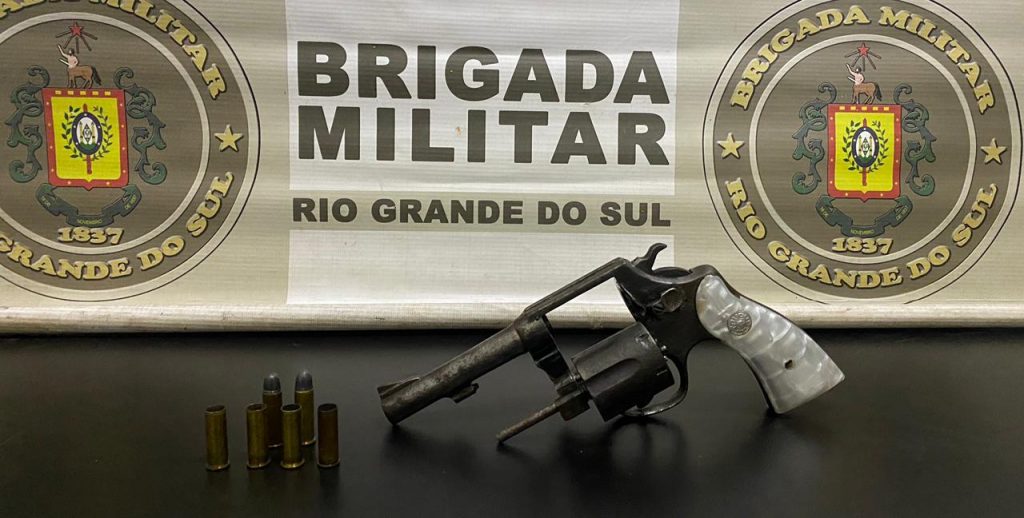 Assaltante é baleado após troca de tiros com a BM na Santa Marta