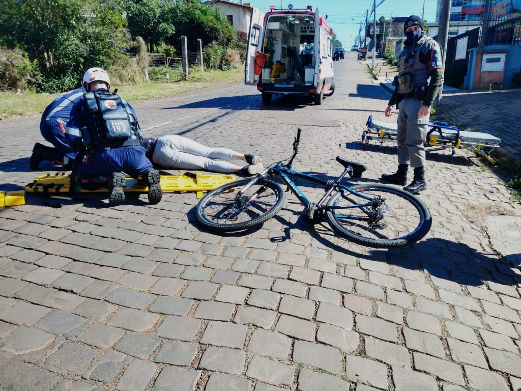 Dois acidentes são registrados nesta tarde na rua Livramento no Boqueirão