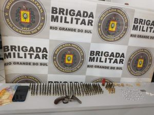 3°BPChoque prende cinco adultos e apreende dois adolescentes no fim de semana em Erechim