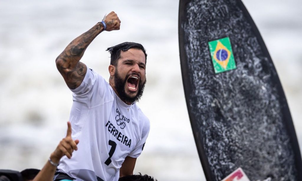 Olimpíadas: surfista Ítalo Ferreira conquista primeiro ouro do Brasil em Tóquio