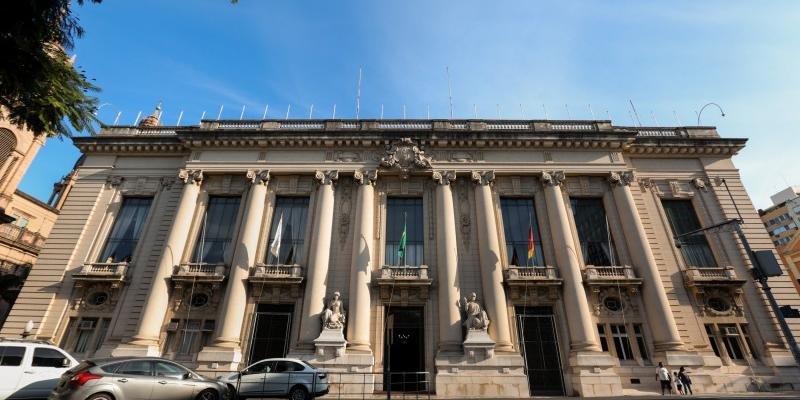 Salários de julho dos servidores estaduais serão quitados nesta sexta-feira
