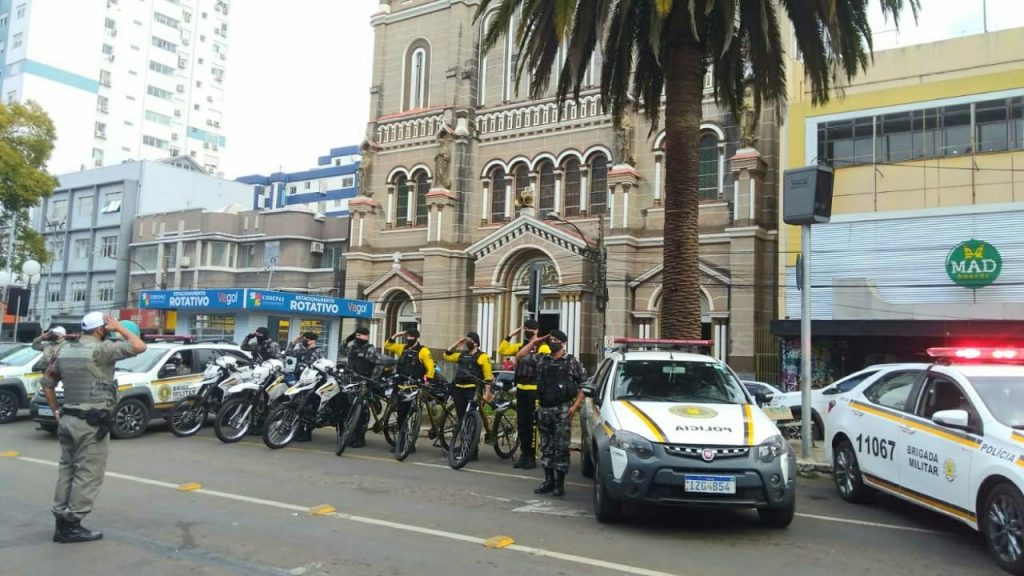 3°RPMon presta homenagem aos Policiais Militares que tombaram no exercício da função