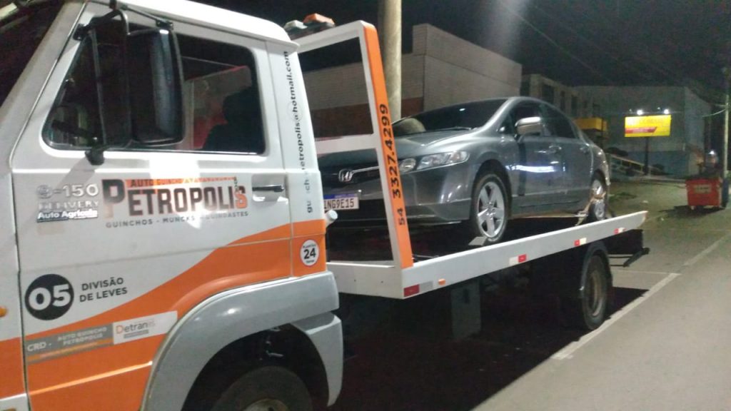 Bandido é baleado e outro é preso após troca de tiros com a BM em Passo Fundo