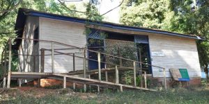 Família ocupa escola Brizoleta no interior de Passo Fundo
