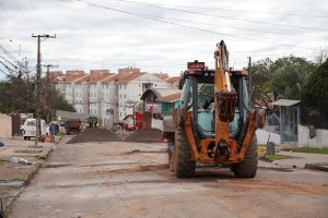 Ruas Livramento e Luiz Lângaro começam a receber obras de canalização