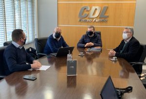 Formas de tratar questão do Comércio Ilegal em Passo Fundo são tema de encontro na CDL