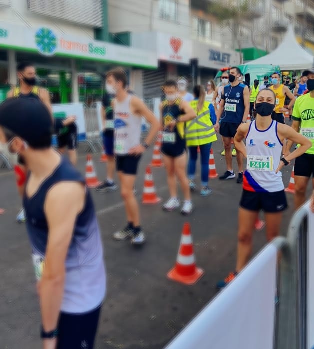 Passo-fundense Jocasta Oliboni volta a competir e vence meia-maratona de Chapecó