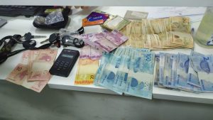 Em ação rápida BM prende dois homens após assalto a posto de combustível no Boqueirão