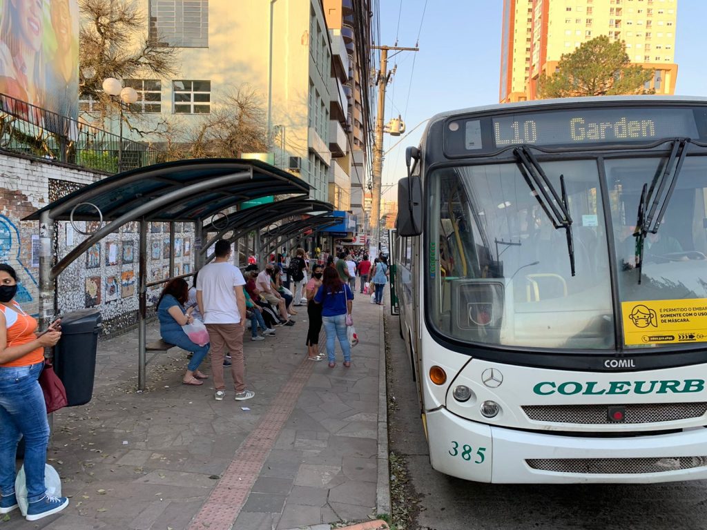 Aumento no valor da passagem de ônibus passa a valer a partir de hoje em Passo Fundo