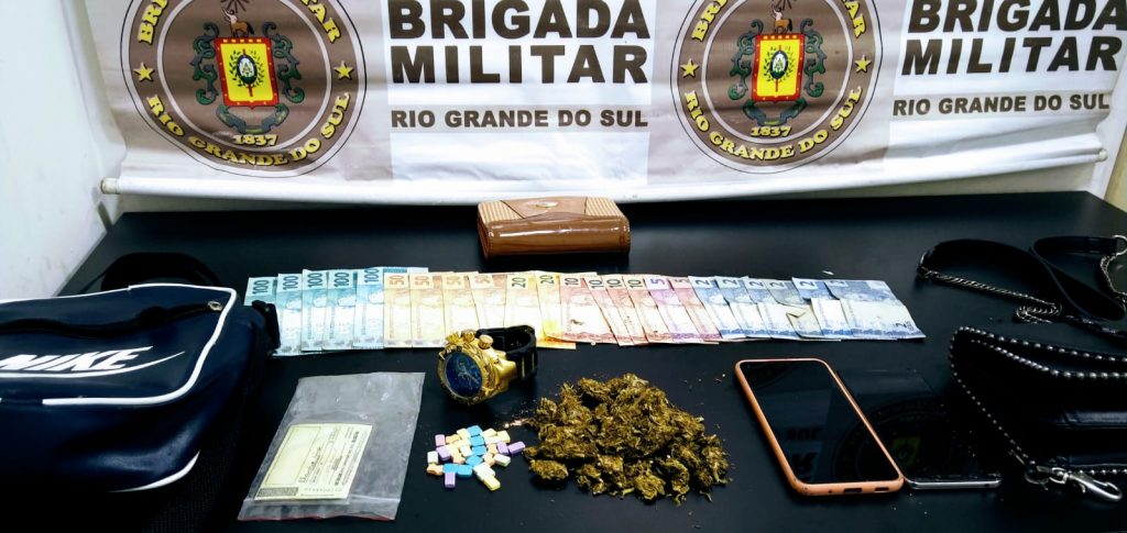 BM prende traficantes de Tapejara vindo buscar drogas em Passo Fundo