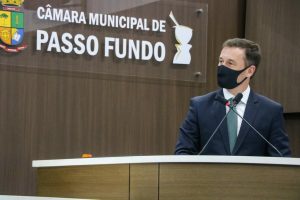 Fabiano Dallazen recebe título de cidadão honorário de Passo Fundo