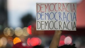 Dia Internacional da Democracia reforça o direito da população de escolher seus representantes