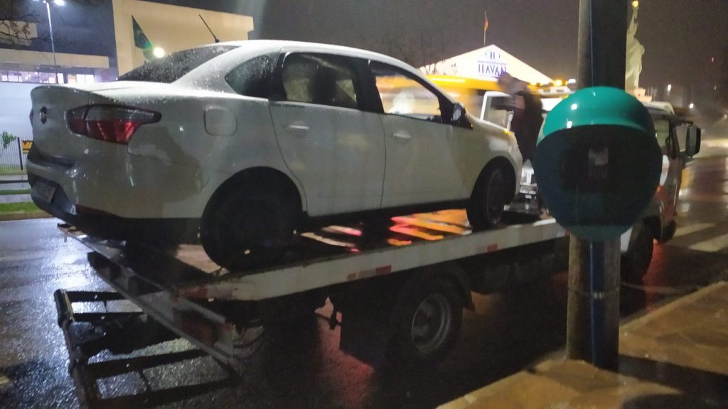 Em ação rápida BM prende dois homens após assalto a posto de combustível no Boqueirão