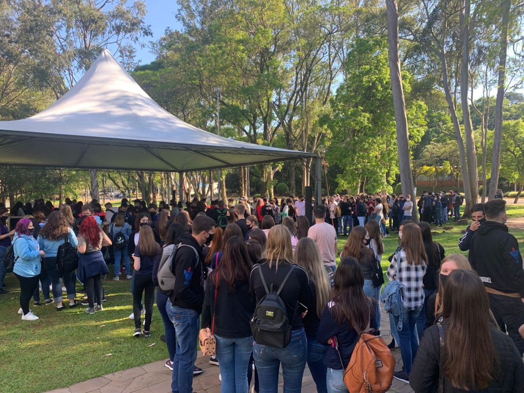 ACOMPANHE: Rádio Uirapuru realiza programação especial no Interação Day da UPF