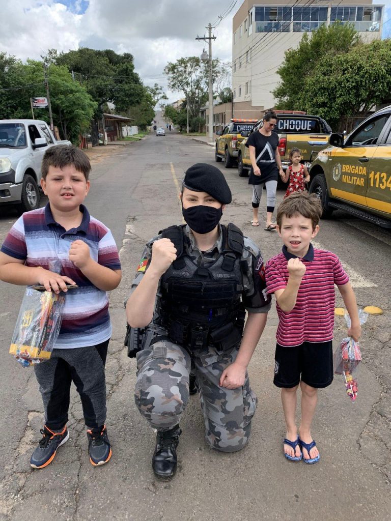 Amiguinhos do 3ºBPChoque: mega evento foi realizado no dia das crianças