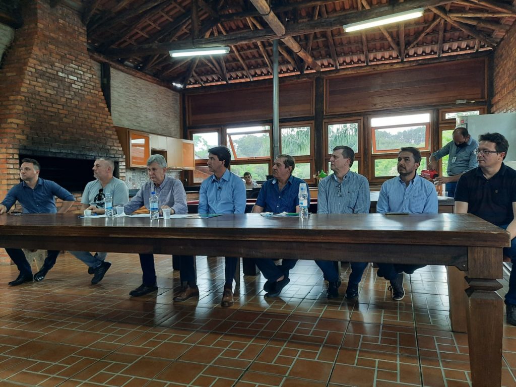 Pré-candidato ao governo do Estado, Heinze destaca preocupação com combustíveis e agro
