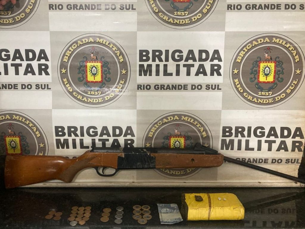3º BPChoque prende indivíduo e apreende objeto em Carazinho