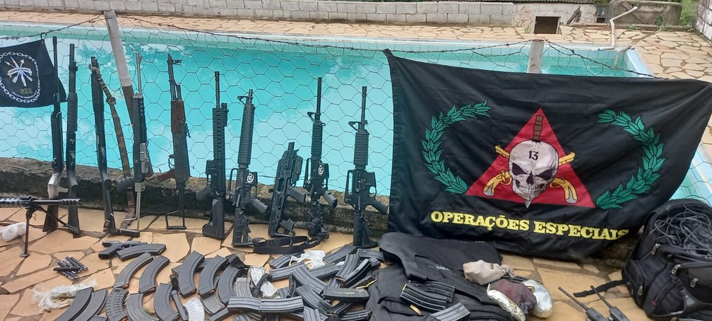 Suspeitos de roubos a bancos são mortos durante troca de tiros com PM, PRF e Bope em MG