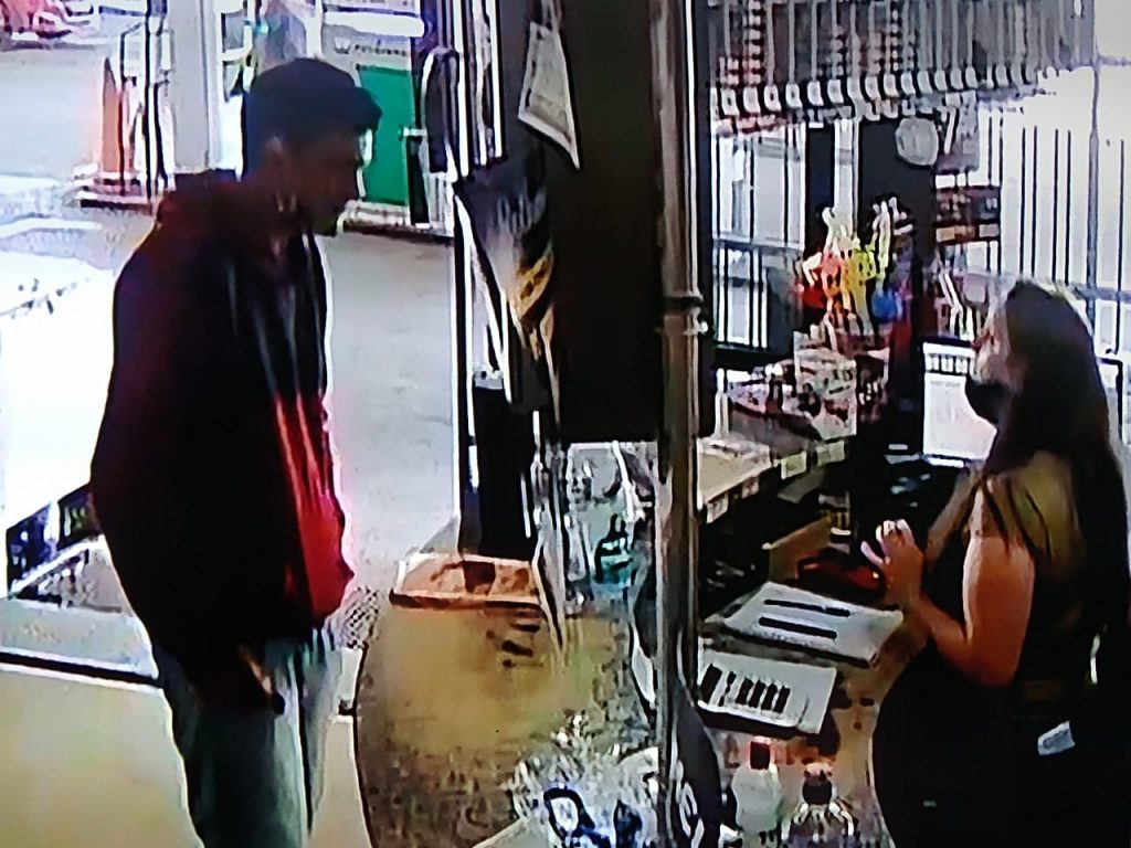 Ladrão assalta posto de combustível na Petrópolis em Passo Fundo
