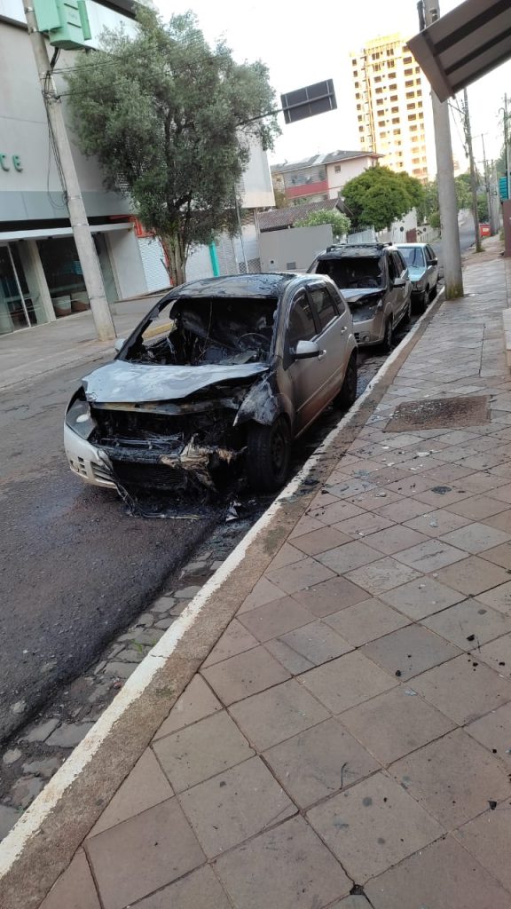 Polícia Civil localiza marginal que incendiou veículos no Centro de Passo Fundo