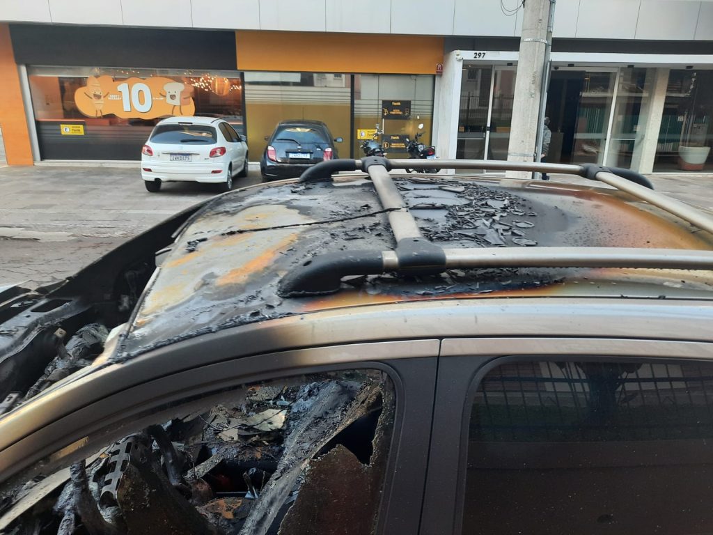 Polícia Civil localiza marginal que incendiou veículos no Centro de Passo Fundo