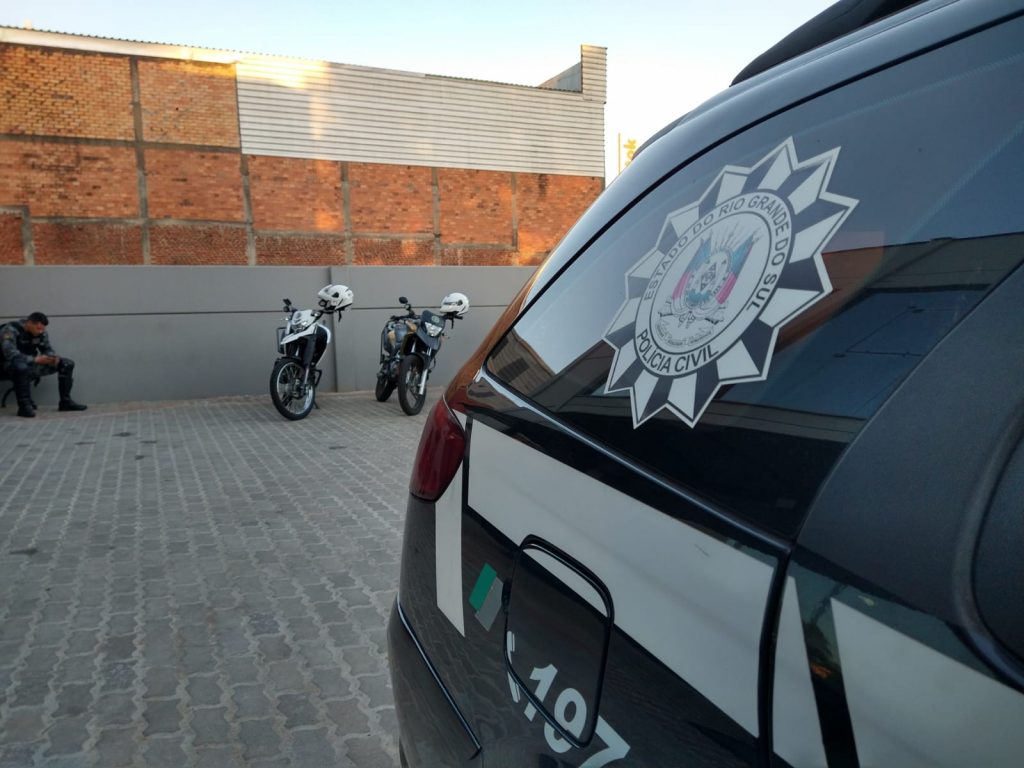 Homem é preso em flagrante por suspeita de estuprar menina de 12 anos em Passo Fundo