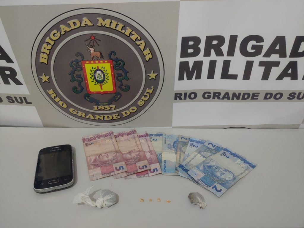 3ºBPChoque realiza prisão por posse de entorpecentes e recaptura foragido em Erechim