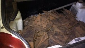 Passo-fundenses são presos pela BM furtando trilho de trem em Coxilha