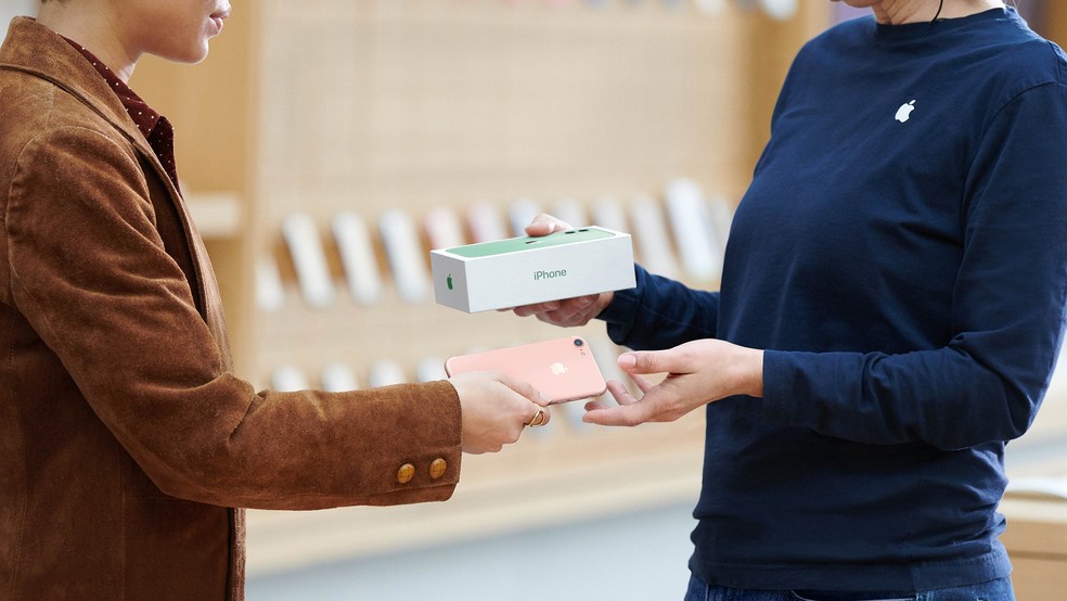 Consumidor pode pedir troca imediata se o celular estragar e estiver na garantia