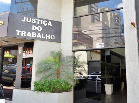 Justiça do Trabalho suspende atividades presenciais a partir desta segunda-feira