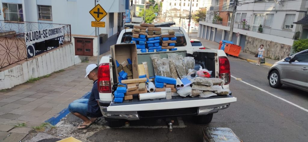 3°RPMon prende traficante e grande quantidade de drogas no Centro de Passo Fundo 1