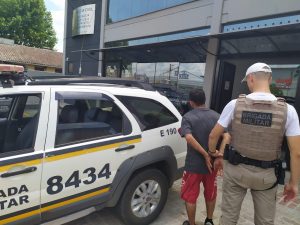 2° Esquadrão da BM prende no bairro Xangri-lá foragido da Justiça