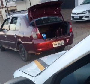 Homem é preso na Avenida Aspirante Jenner após comprar veículo furtado